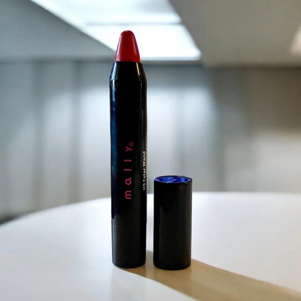 💎 Mally Beauty H3 Color Wand Lip Crayon in Color Coral Crush New Full-Size